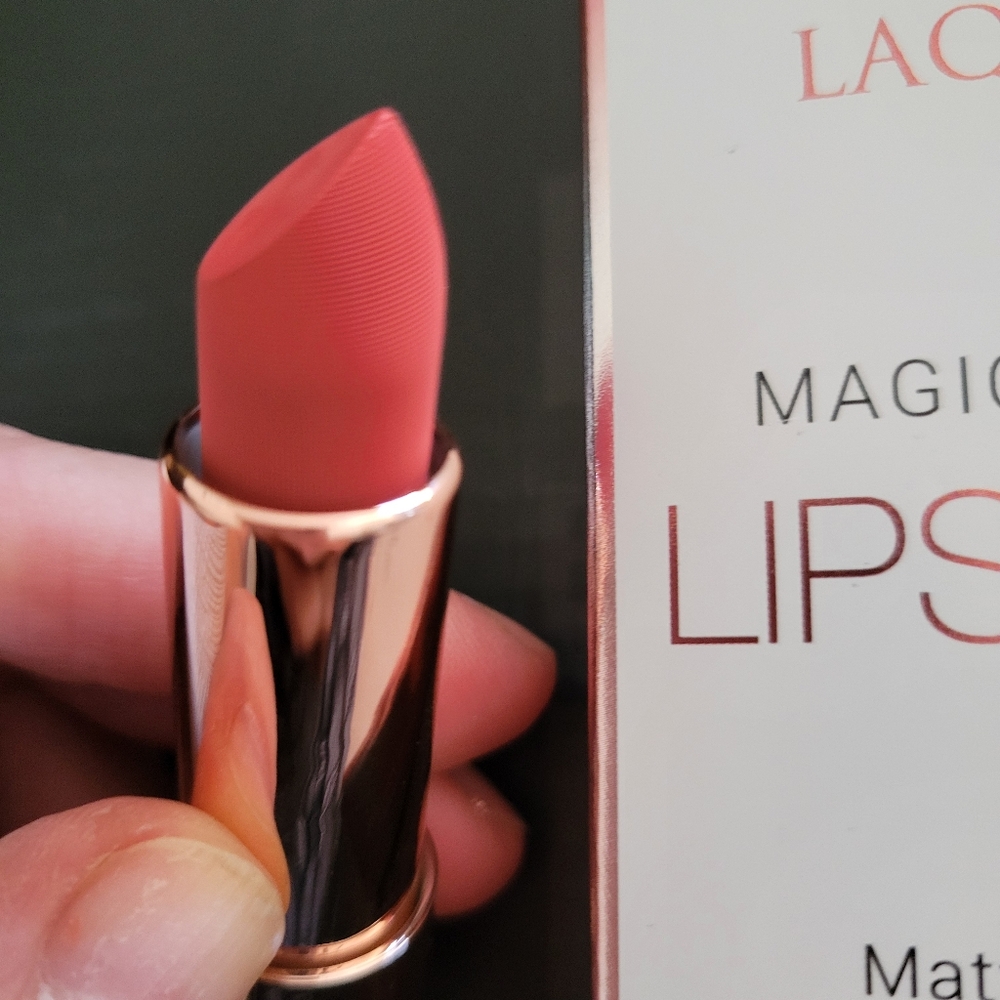 Laqene Luxury Line: Kissproof Rouge Lipstick